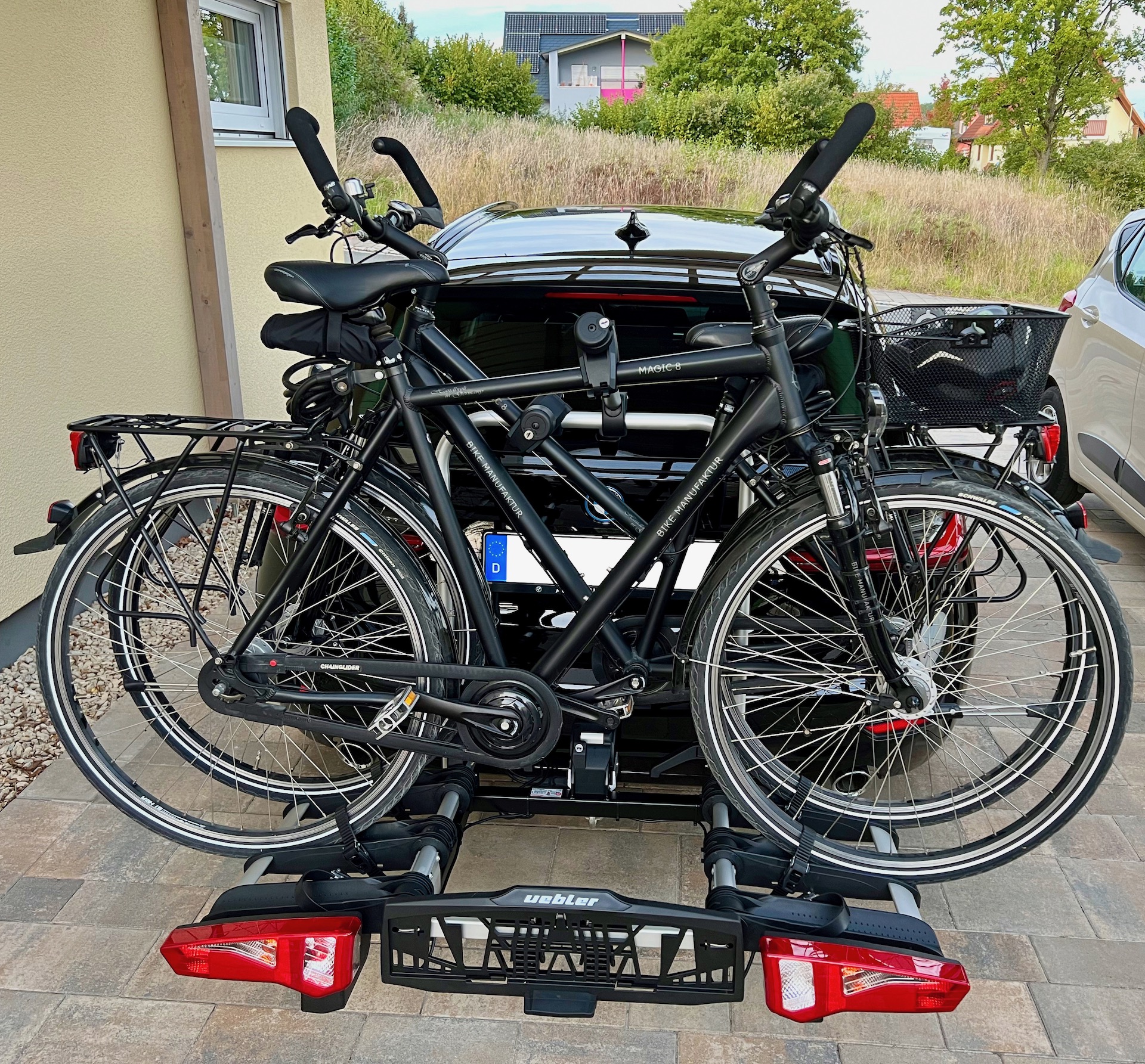 Test: Fahrradkupplungsträger Thule EasyFold XT 934 vs. Uebler i31